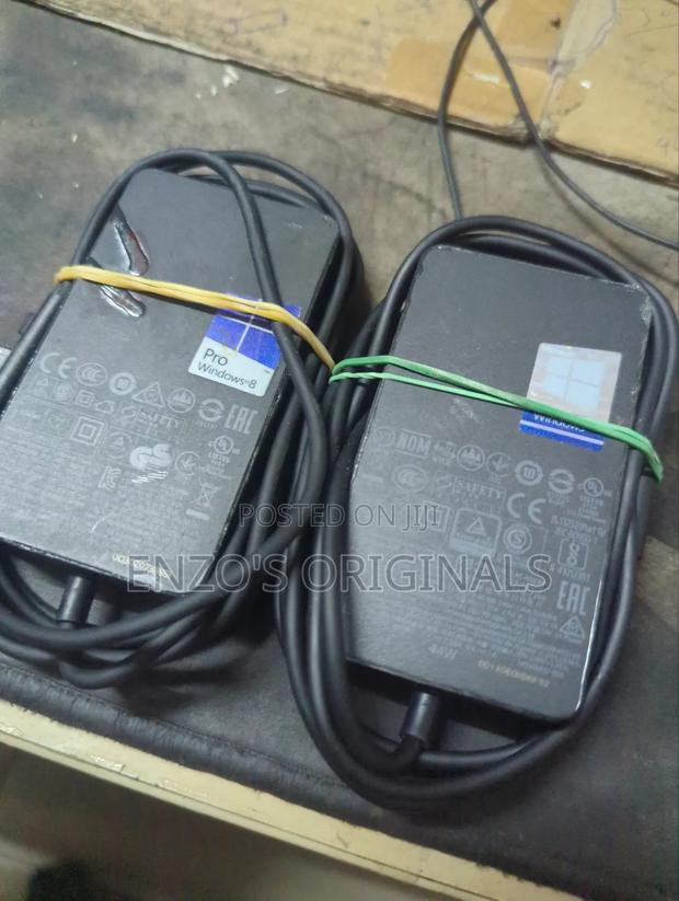 Surface Pro Charger Original Used/Repaired/Refurbished Working · Photo 2
