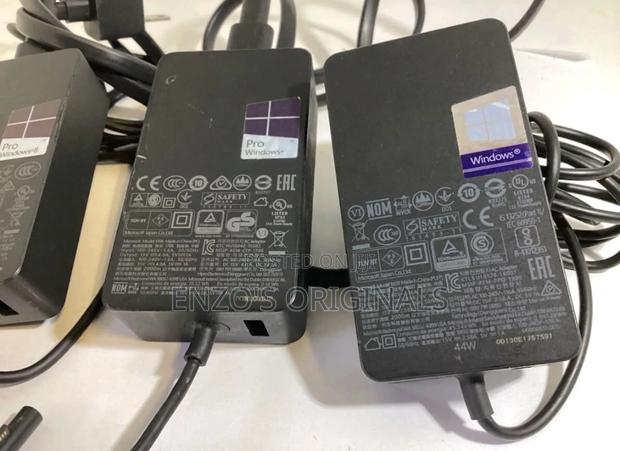 Surface Pro Charger Original Used/Repaired/Refurbished Working · Photo 5