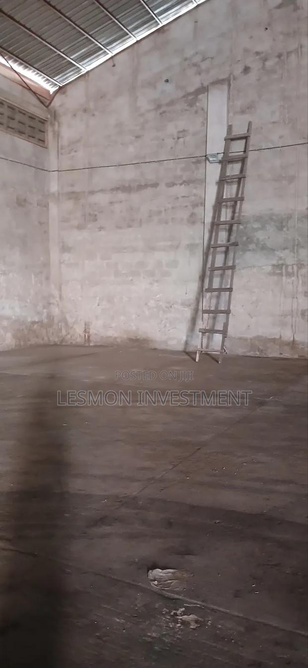 Warehouse for Rent Measuring 800sqm in Tema Industrial Area · Photo 3