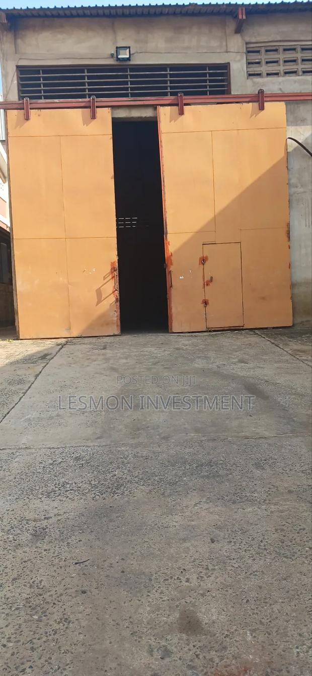 Warehouse for Rent Measuring 800sqm in Tema Industrial Area · Photo 4
