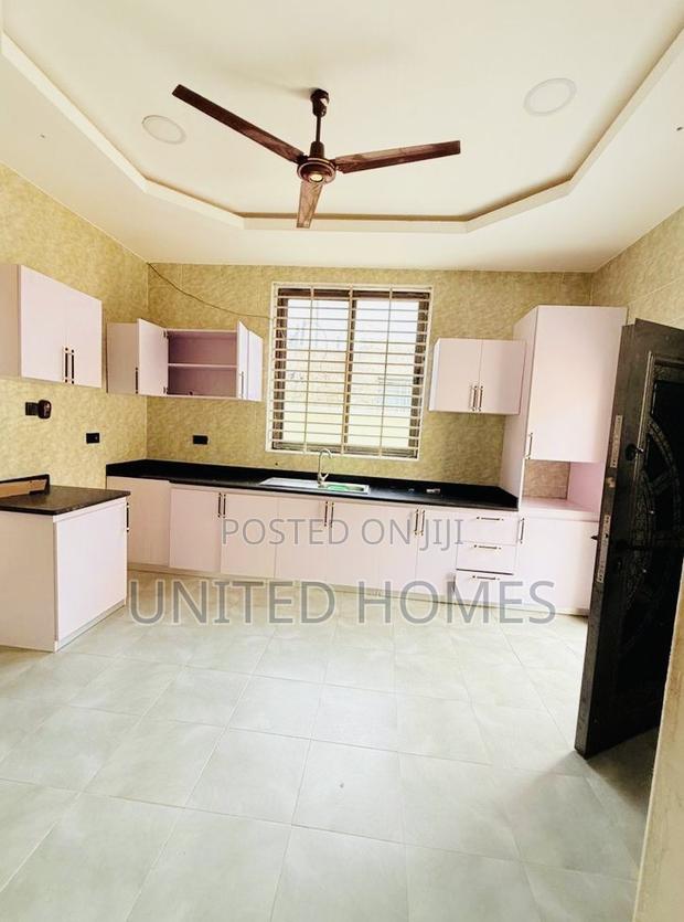 4bdrm House in East Legon for sale · Photo 3