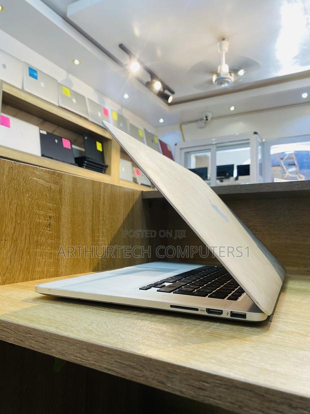Laptop Apple MacBook Pro 2012 8GB Intel Core i7 SSD 256GB · Photo 2