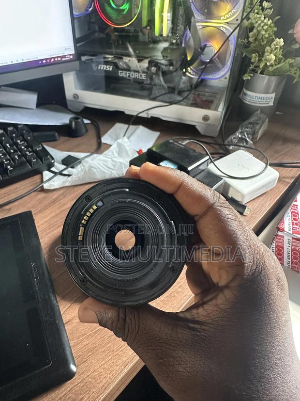 Canon 18-55mm Kit Lens · Photo 4