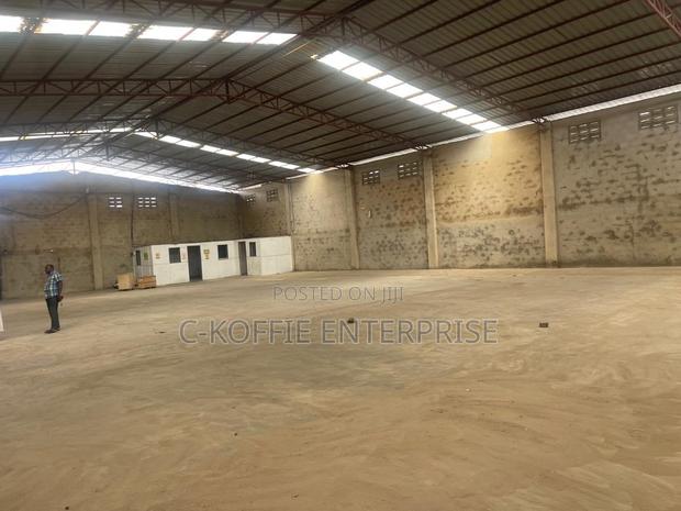 1,000 SQM Warehouse at North Kaneshie for Rent · Photo 1