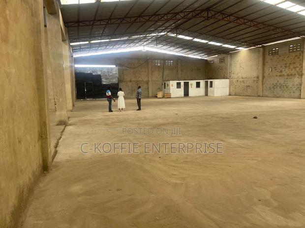 1,000 SQM Warehouse at North Kaneshie for Rent · Photo 2