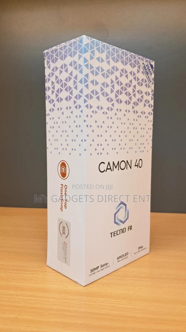 New Tecno Camon 40 256 GB Black · Photo 3