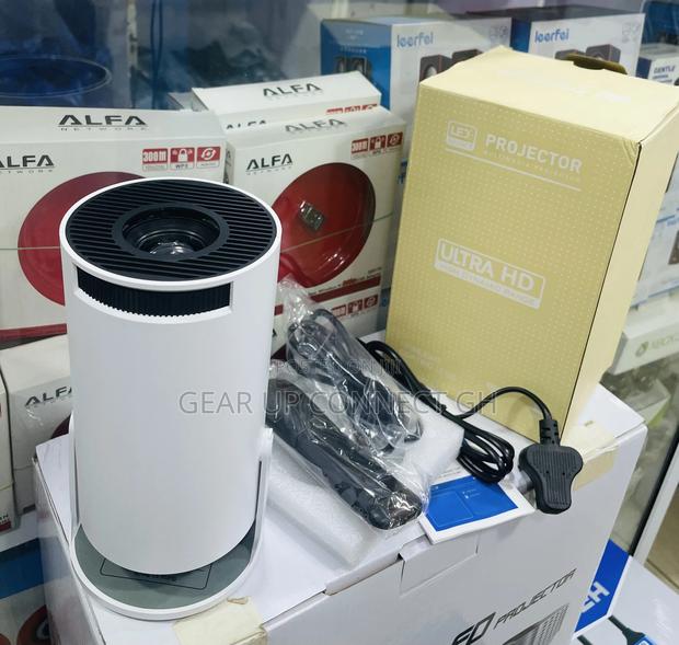Ultra Hd Smart Projector · Photo 2