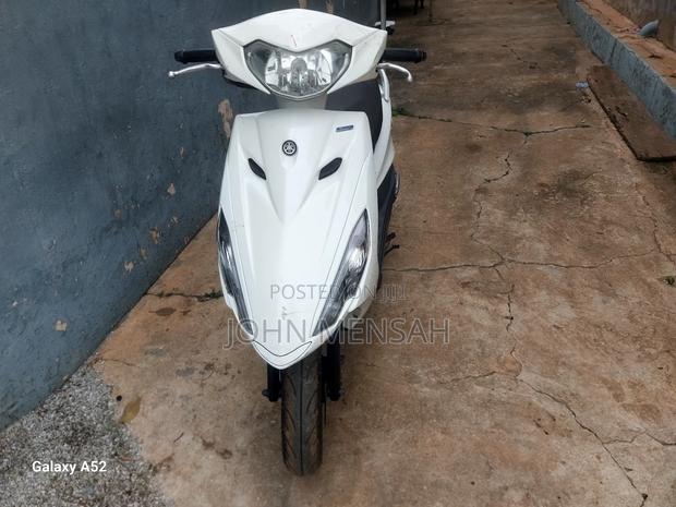 Yamaha 2016 White · Photo 5