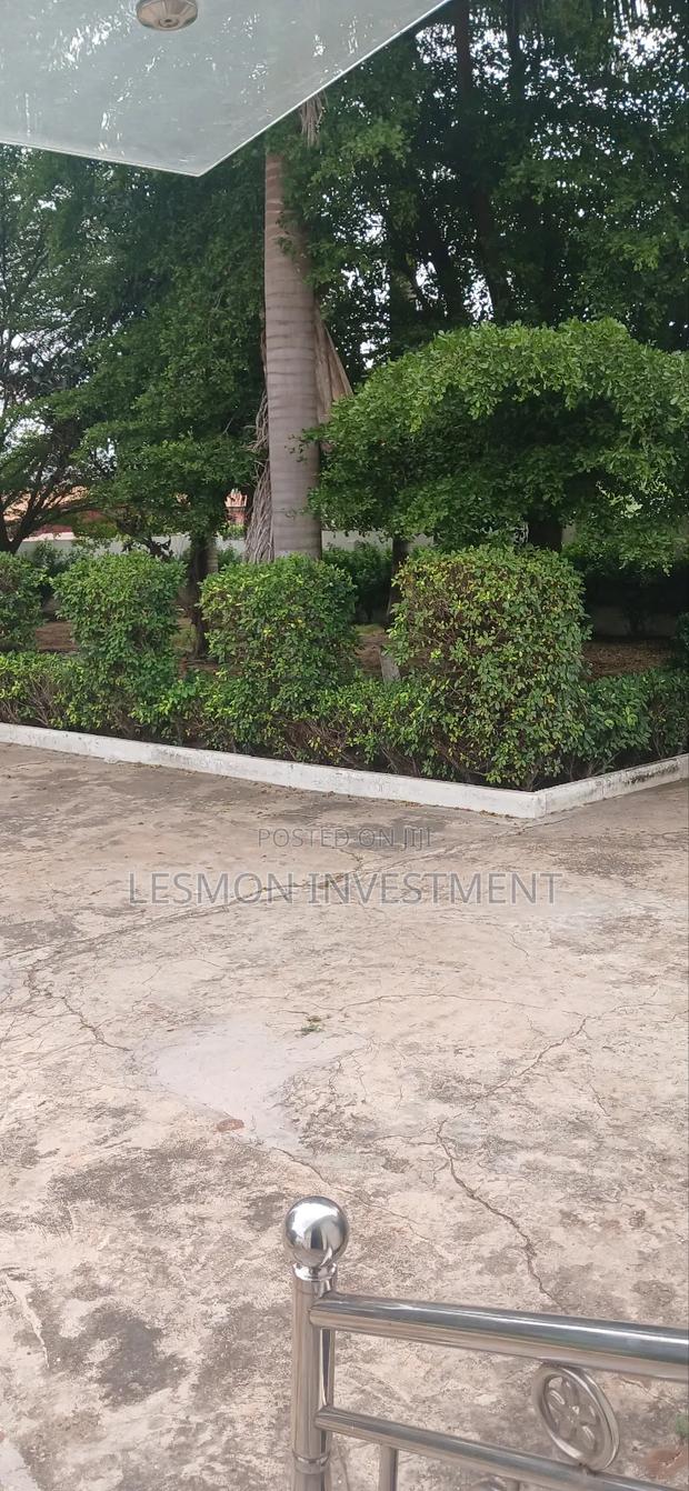 4 Bedrooms + 2 Rooms B/Q at North Dzorwulu for Rent $2500 · Photo 1