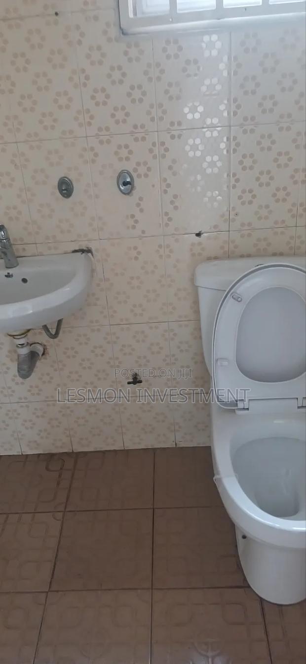 4 Bedrooms + 2 Rooms B/Q at North Dzorwulu for Rent $2500 · Photo 7