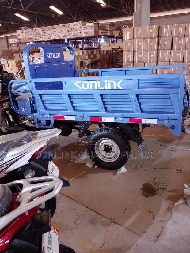 New Tricycle 2025 Blue · Photo 2