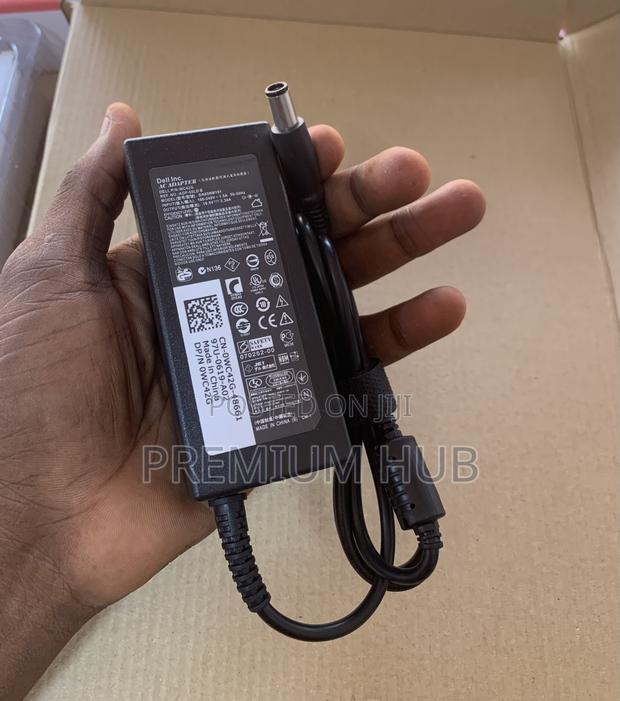 Dell Charger (Big Pin) · Photo 1