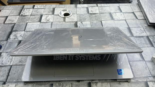 Laptop Dell Latitude 7440 16GB Intel Core i7 SSHD+SSD 256GB · Photo 3