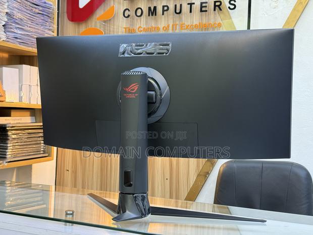 Asus Rog Strix Xg349c 34 Inches Gaming Monitor · Photo 5