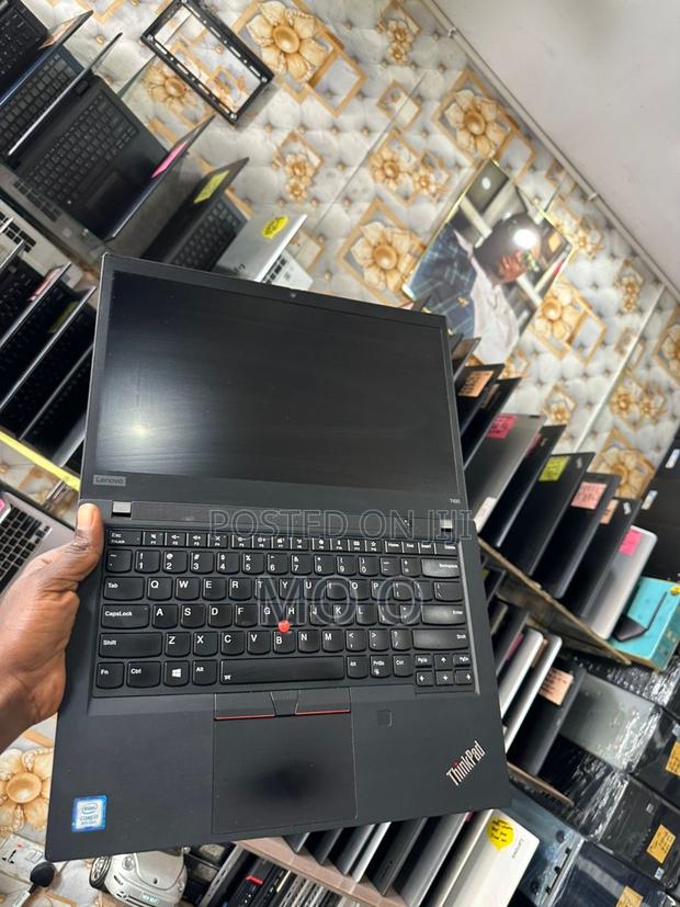 Laptop Lenovo Thinkpad T490s 8GB Intel Core I7 SSD 256GB · Photo 4