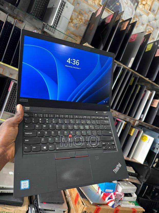 Laptop Lenovo Thinkpad T490s 8GB Intel Core I7 SSD 256GB · Photo 3
