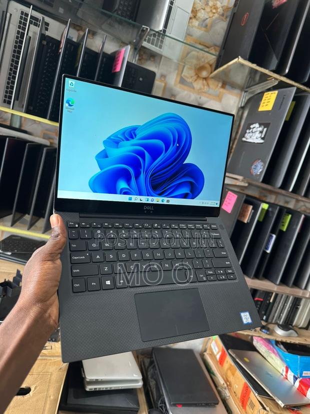Laptop Dell XPS 13 8GB Intel Core I5 SSD 256GB · Photo 1