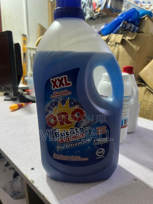 Gold Ultramarine Blue Laundry Detergent 4l · Photo 1