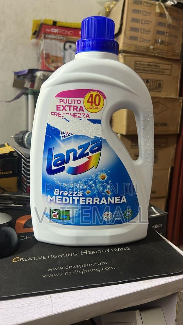 Lanza Brezza Mediterranea Liquid Laundry Detergent · Photo 1