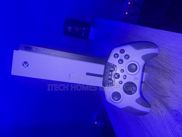 Xbox One S · Photo 4