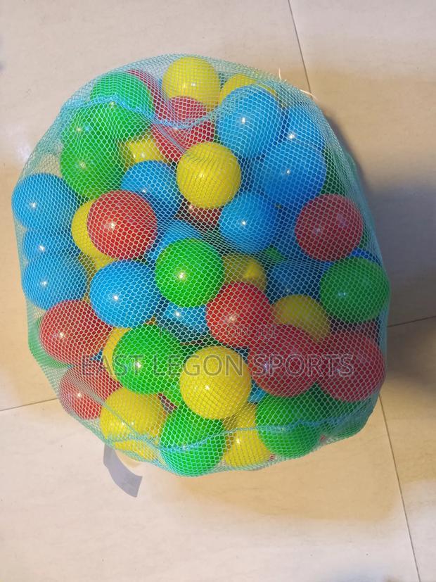 Soft Balls Various Colours 100 Pack Playground · Photo 1