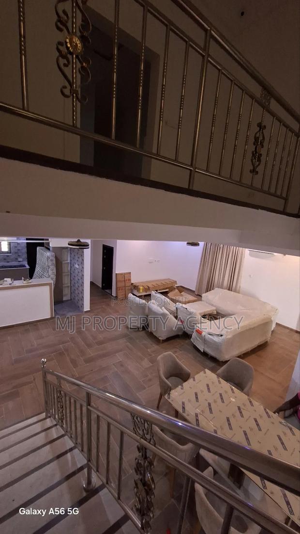 Furnished 4bdrm Duplex in Community 12, Tema Metropolitan for rent · Photo 2