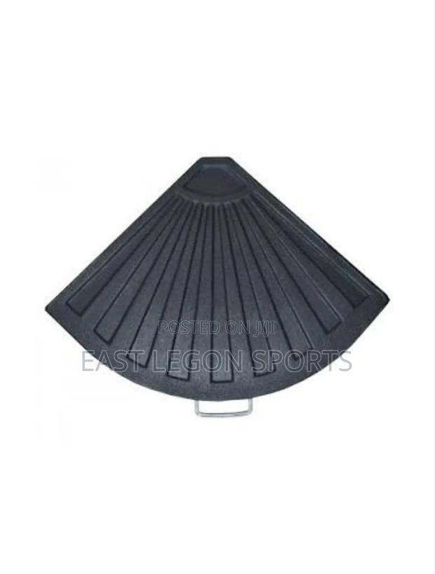 Base Cantilever Weight X 2 Parasol · Photo 2