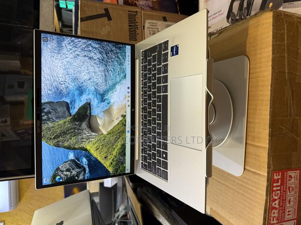Laptop HP EliteBook 840 G10 16GB Intel Core I5 SSHD (Hybrid) 512GB · Photo 4