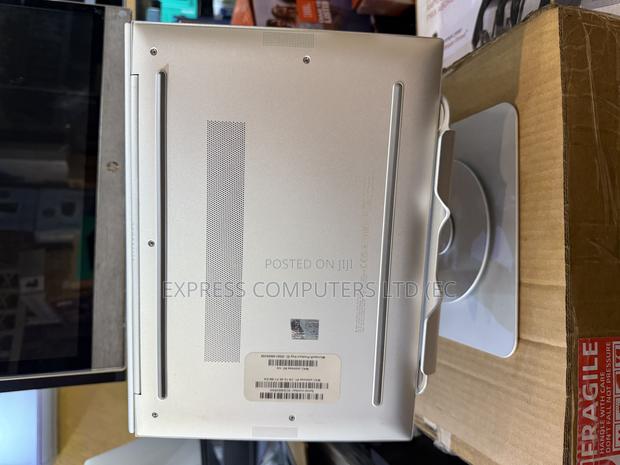 Laptop HP EliteBook 840 G10 16GB Intel Core I5 SSHD (Hybrid) 512GB · Photo 3