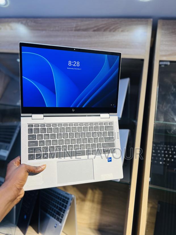Laptop HP EliteBook 830 G8 32GB Intel Core i7 SSD 512GB · Photo 5