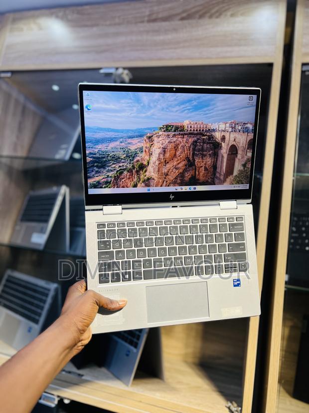 Laptop HP EliteBook 830 G8 32GB Intel Core i7 SSD 512GB · Photo 3