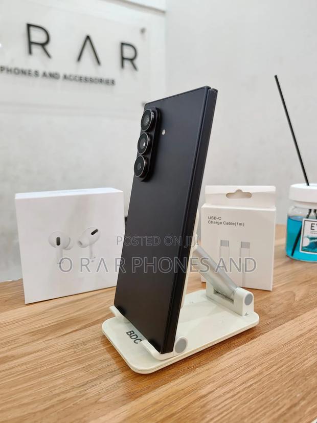 Samsung Galaxy Z Fold7 512 GB Black · Photo 8