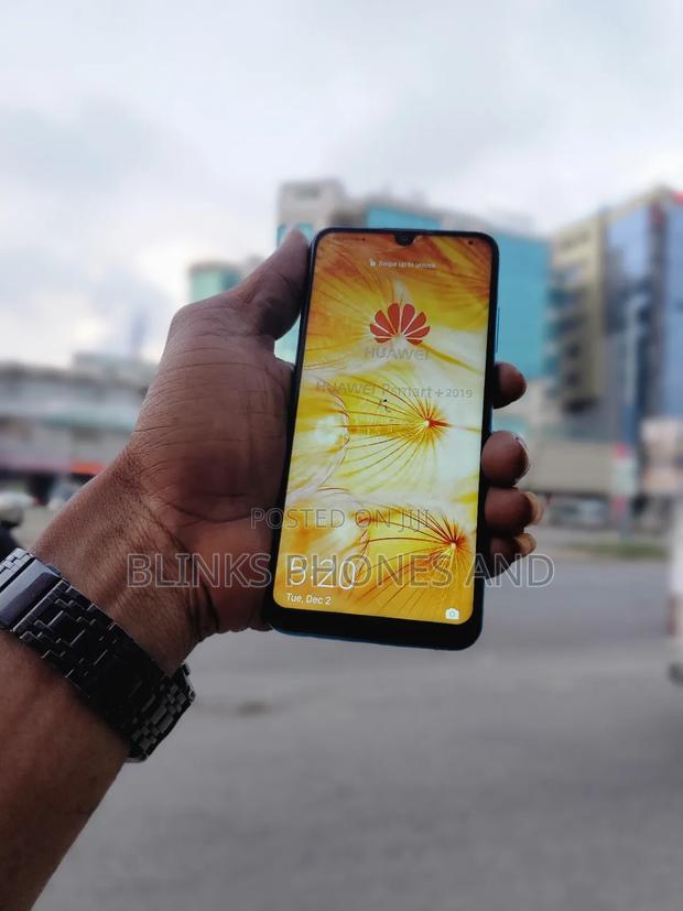 Huawei P Smart+ 2019 64 GB Blue · Photo 1