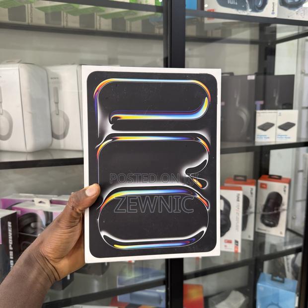 New Apple iPad Pro 11 (2025) 256 GB Black · Photo 1