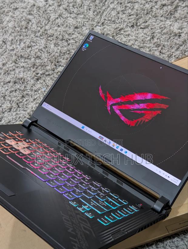 Laptop Asus ROG Strix G15 G512 24GB Intel Core i7 SSD 512GB · Photo 5
