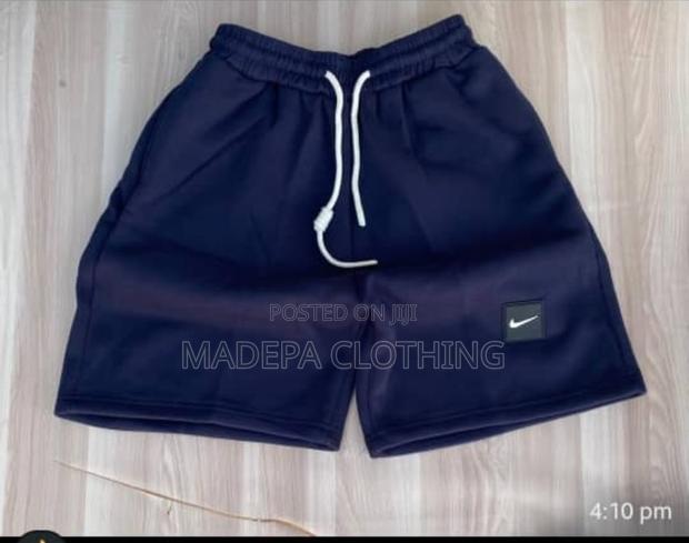 Quality Design Woolen Shorts · Photo 2