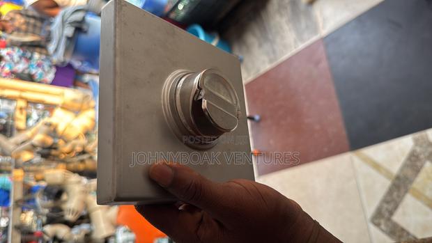 Stainless Steel Non Return 150mm X150mm Flow Drain · Photo 3