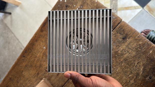 Stainless Steel Non Return 150mm X150mm Flow Drain · Photo 1
