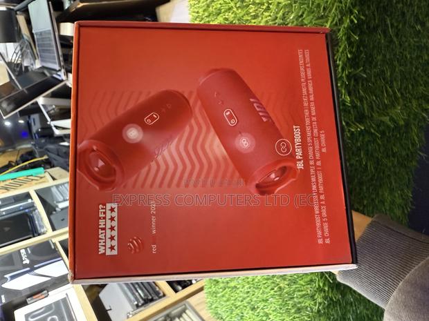 JBL Charge 5 Portable Waterproof Bluetooth Speaker With Powerbank Uk · Photo 3