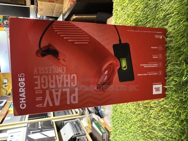 JBL Charge 5 Portable Waterproof Bluetooth Speaker With Powerbank Uk · Photo 2