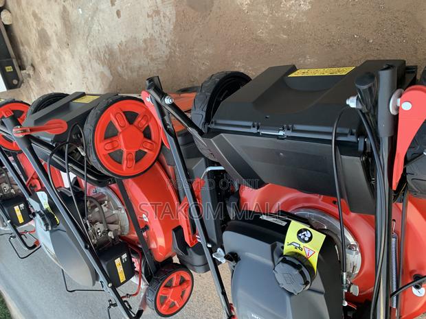 Honda Gasoline Mower, 8.5hp · Photo 5