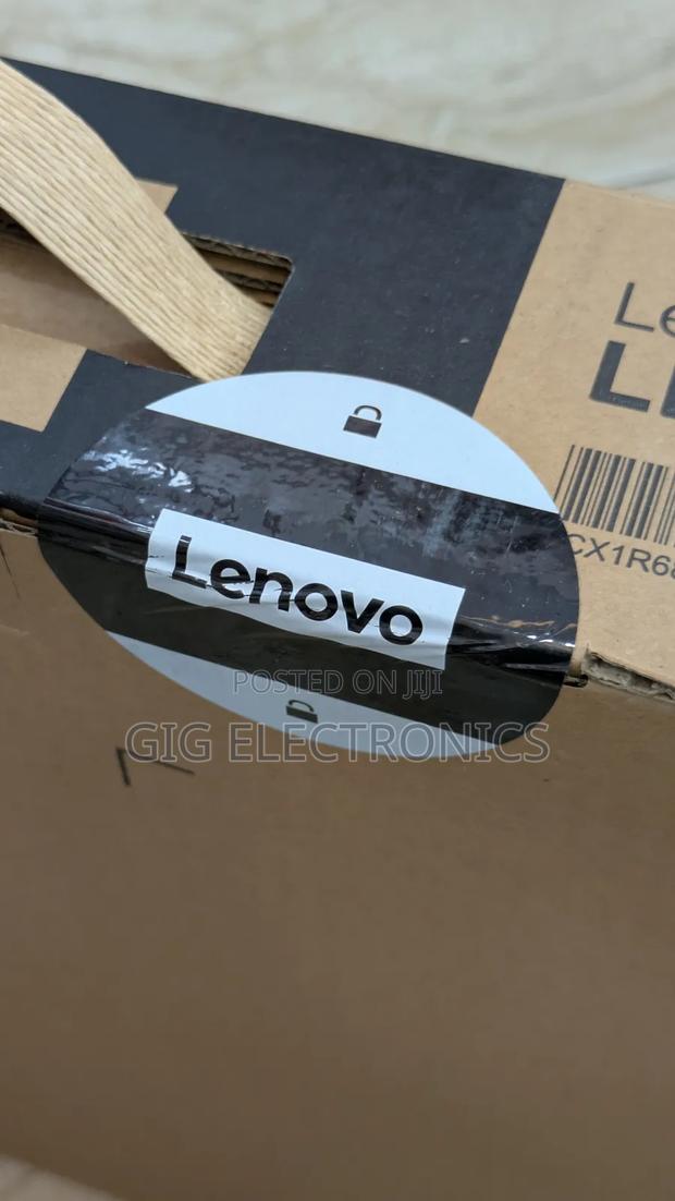 New Laptop Lenovo Legion 5 32GB Intel Core Ultra 9 SSD 1T · Photo 3