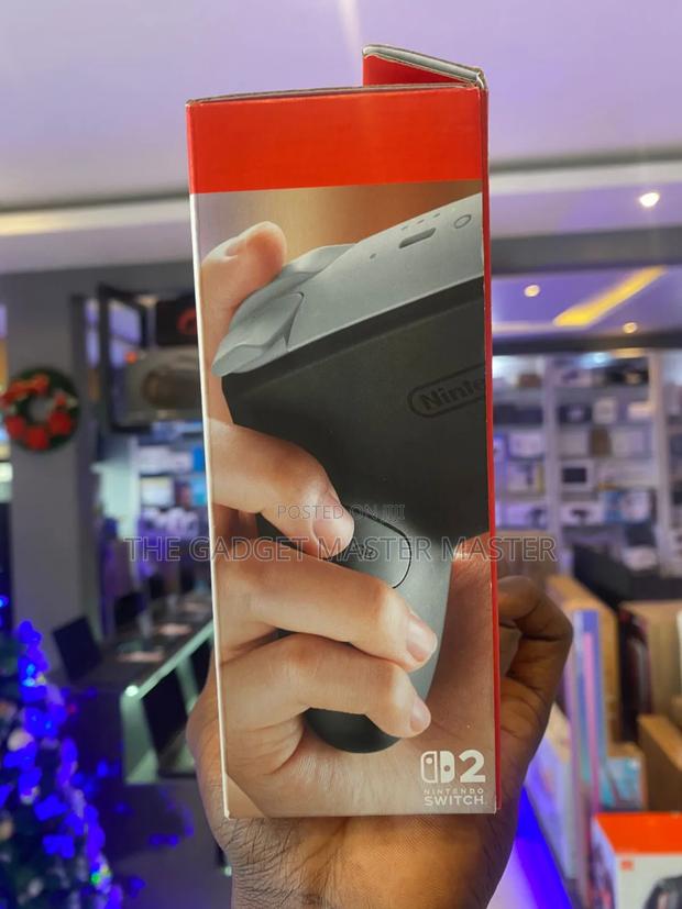 Nintendo Switch 2 Pro Controller · Photo 3