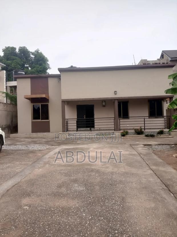 Self Compound for Rent · Photo 1