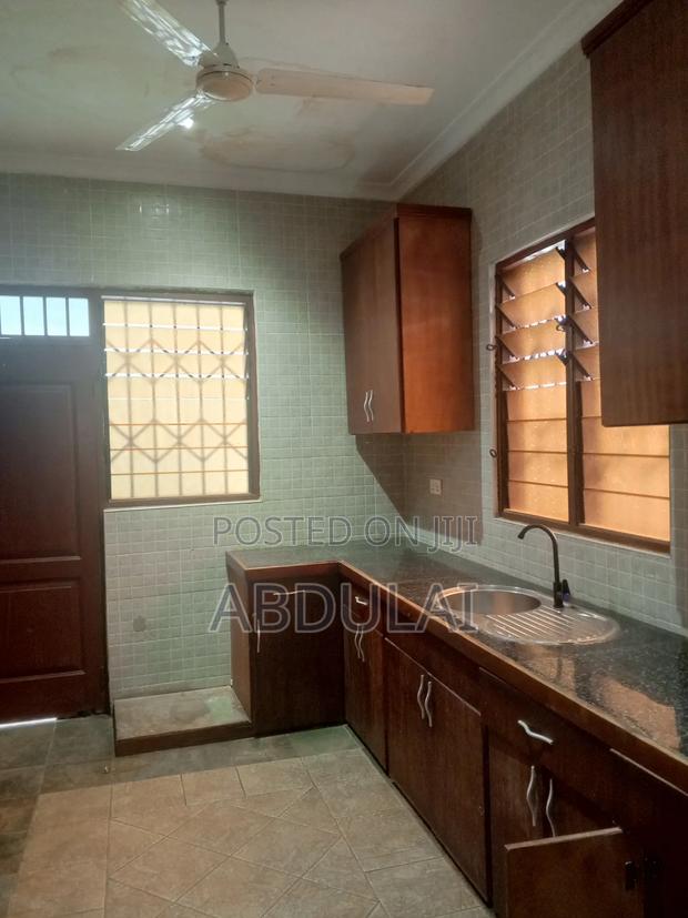 Self Compound for Rent · Photo 6