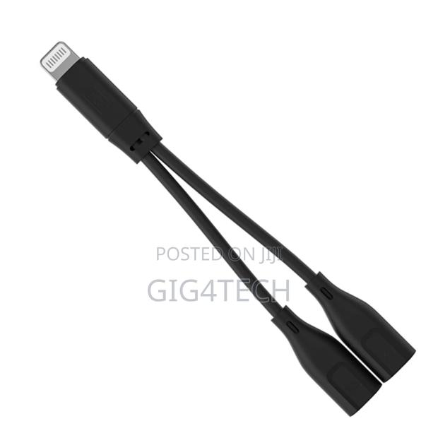 Comica Duc-Ln Usb-C to Lightning Charging Audio 2-in-1 Adapter · Photo 1
