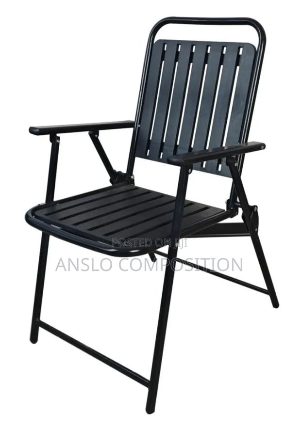 Portable Picnic Folding Chair · Photo 1