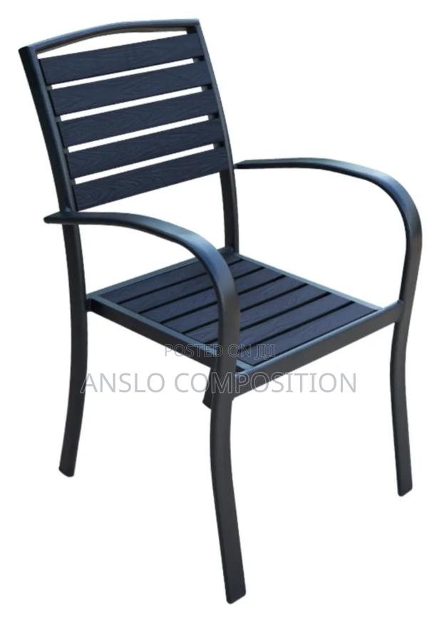 Solid Casual Dinning Chair · Photo 1