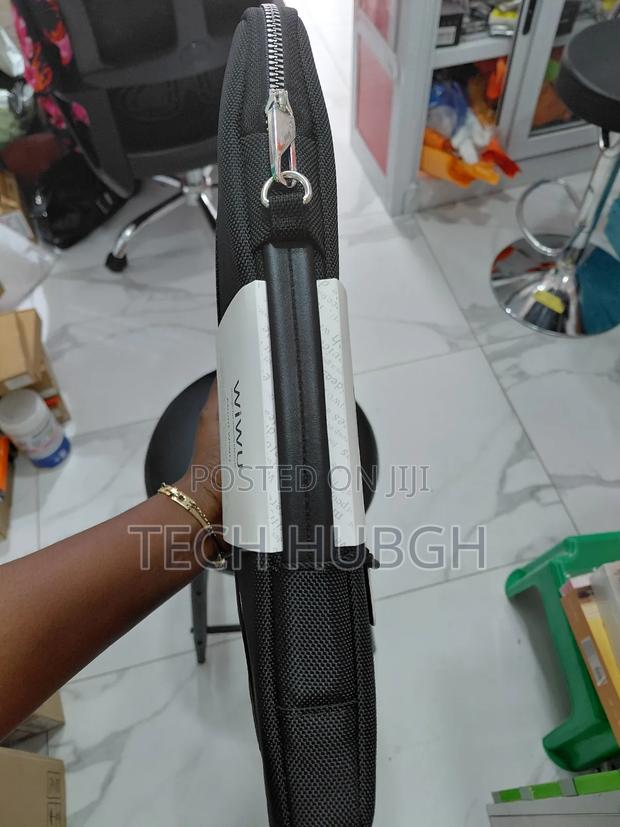 Hali Laptop Bag · Photo 3