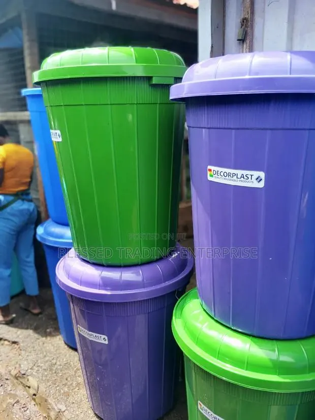 Barrel Container / Veronica Buckets · Photo 1